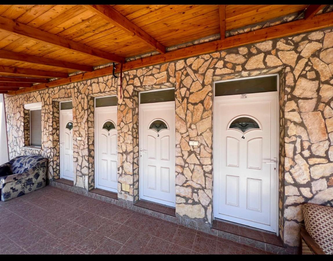 Relax Apartman Siofok-Sosto Exterior foto